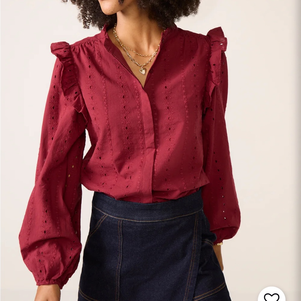 Evereve Lia textured ruffle shirt